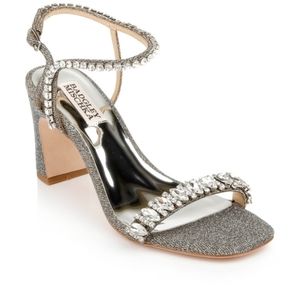 BADGLEY Mischka Silver Glitter Shimmer Rhinestone Marilee Block Heels 5